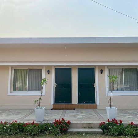 The Bougainvillea Cottage Farmstay Near Dehradun , 2 Bedroom Private Cottage Next To Fields And Orchards With Hill Views Экстерьер фото